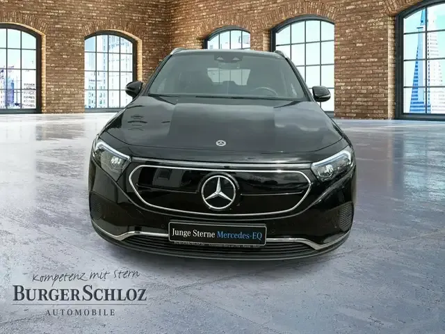 Mercedes-Benz EQA 300