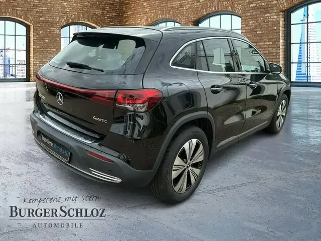 Mercedes-Benz EQA 300