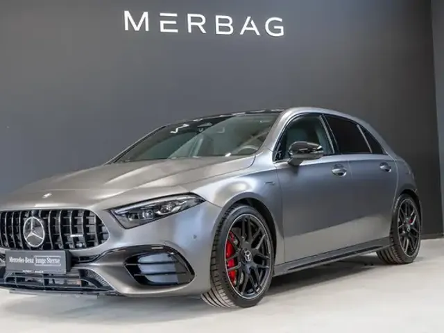 Mercedes-Benz A 45 AMG
