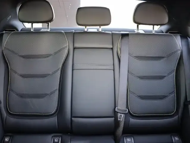 Mercedes-Benz C 63 AMG