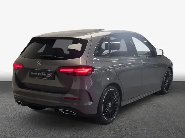 Mercedes-Benz B 180