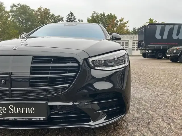 Mercedes-Benz S 500