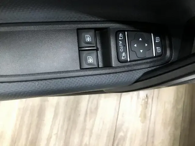 Mercedes-Benz Sonstiges