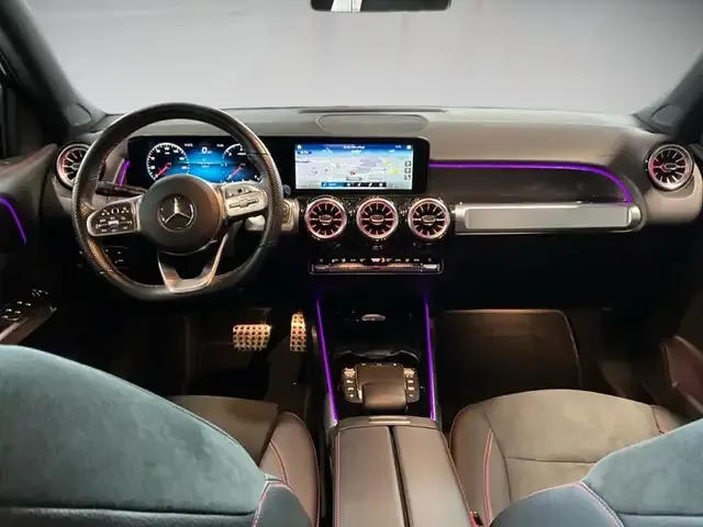 Mercedes-Benz GLB 200
