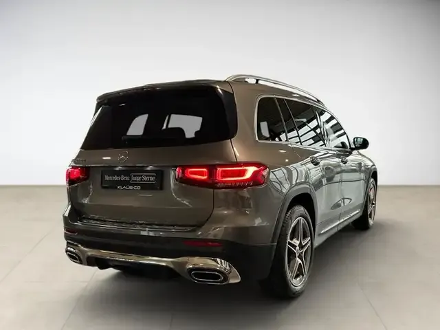 Mercedes-Benz GLB 200