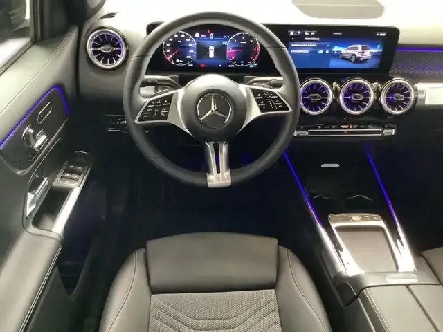 Mercedes-Benz GLB 200