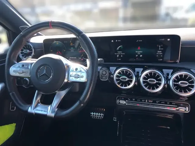 Mercedes-Benz A 35 AMG