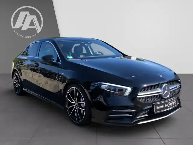 Mercedes-Benz A 35 AMG