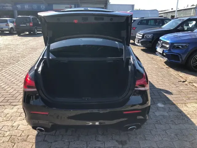 Mercedes-Benz A 35 AMG