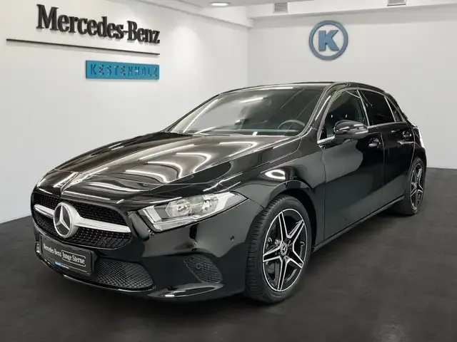 Mercedes-Benz A 220