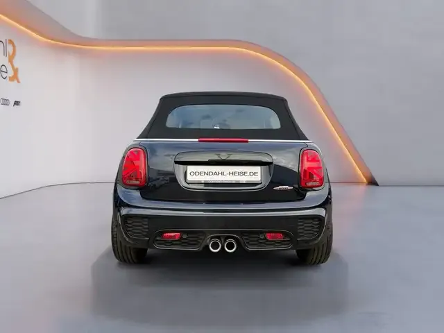 MINI John Cooper Works Cabrio