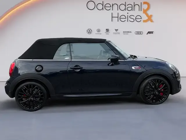 MINI John Cooper Works Cabrio
