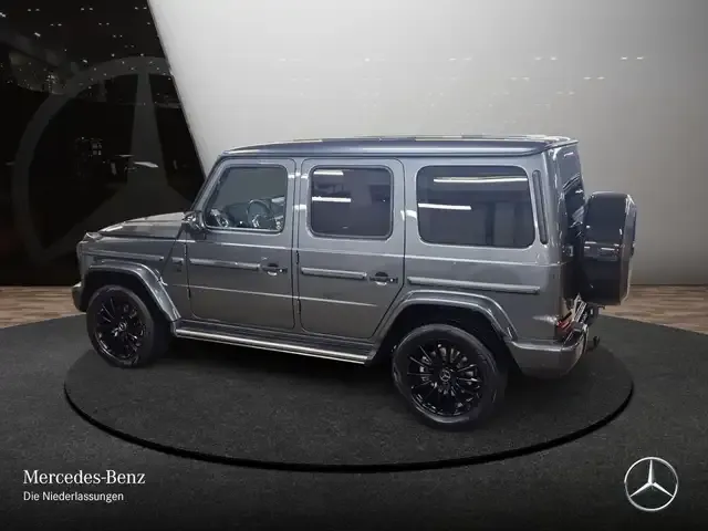 Mercedes-Benz G 500