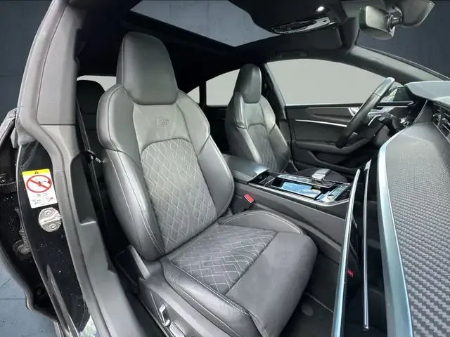 Audi S7