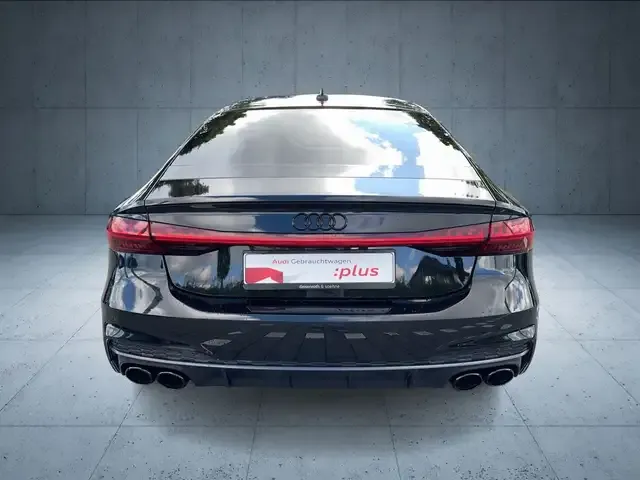 Audi S7