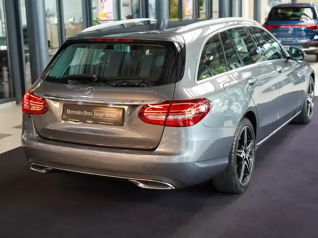 Mercedes-Benz C 180