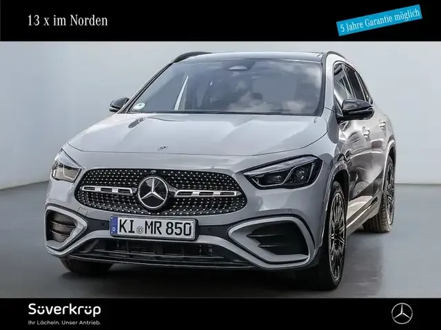 Mercedes-Benz GLA 200
