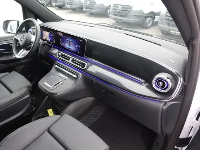 Mercedes-Benz EQV 300