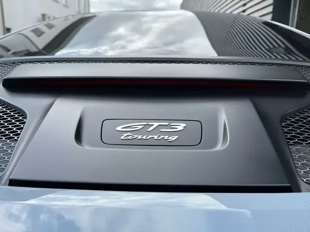 Porsche 992
