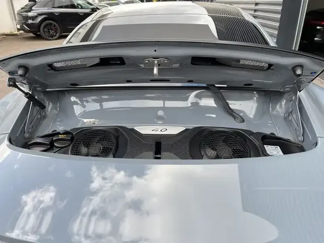 Porsche 992