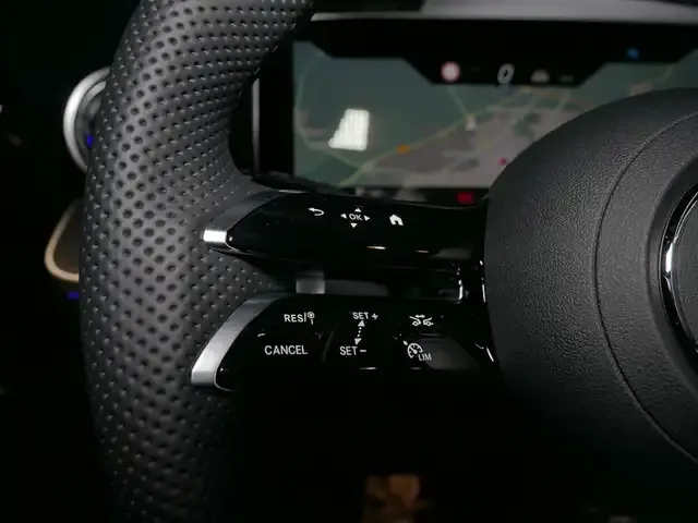 Mercedes-Benz CLE 200