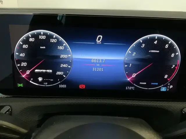 Mercedes-Benz CLA 35 AMG