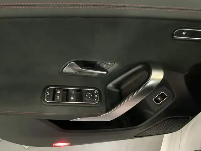 Mercedes-Benz CLA 35 AMG