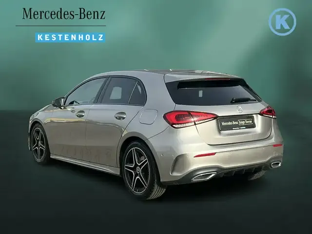 Mercedes-Benz A 220