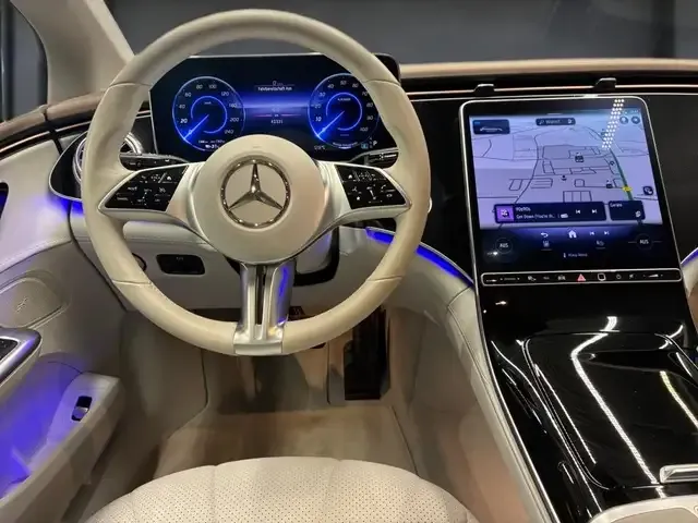 Mercedes-Benz EQE 300