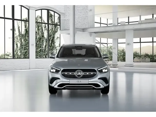 Mercedes-Benz GLA 180