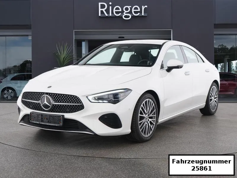 Mercedes-Benz CLA 200