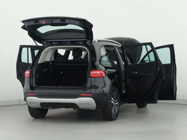 Mercedes-Benz GLB 180