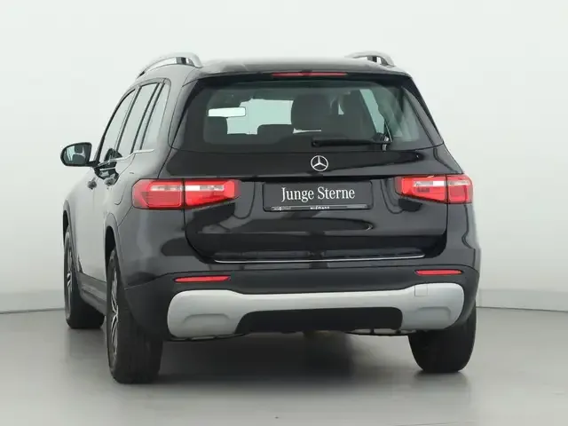 Mercedes-Benz GLB 180