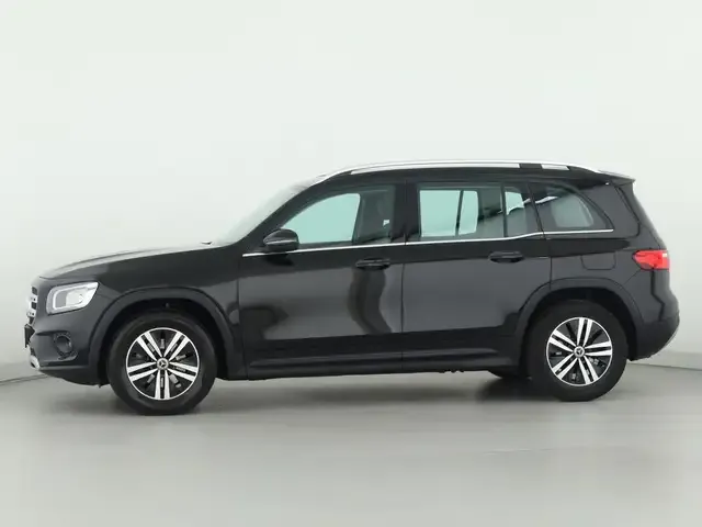 Mercedes-Benz GLB 180