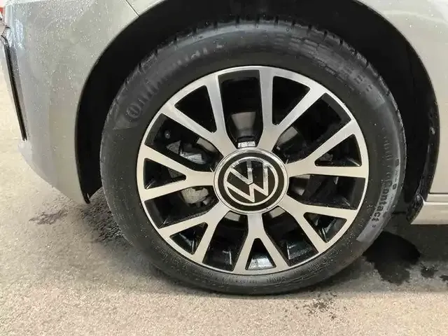 Volkswagen e-up!