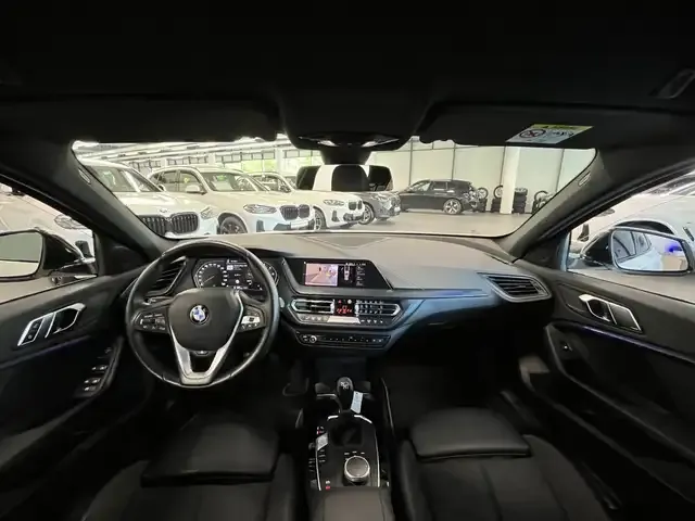 BMW 118