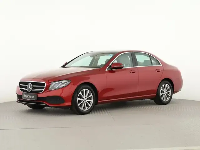 Mercedes-Benz E 200