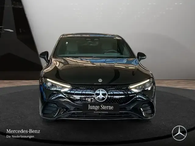 Mercedes-Benz EQE 350