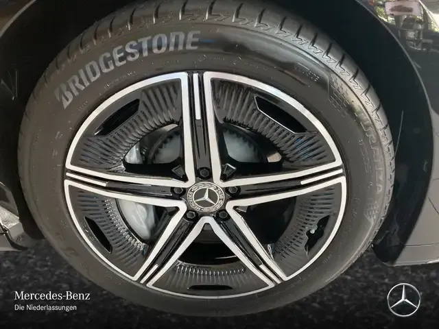 Mercedes-Benz EQE 350