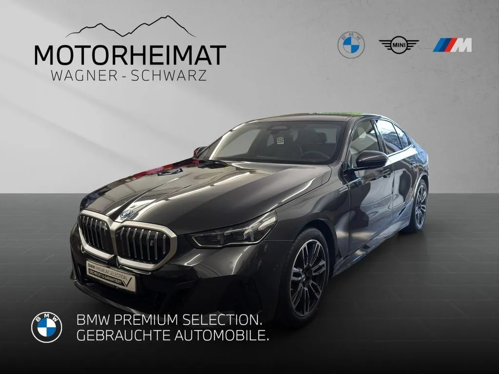 BMW i5