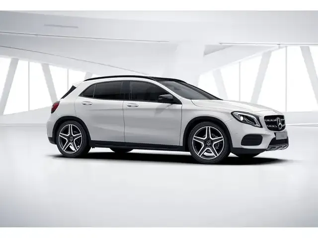 Mercedes-Benz GLA 200