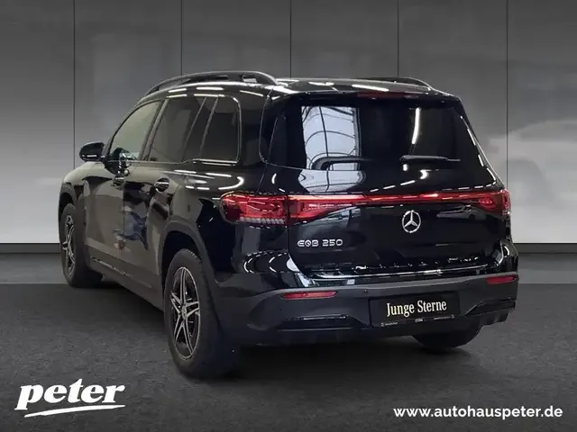 Mercedes-Benz EQB 250