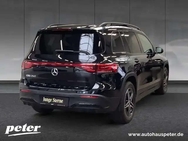 Mercedes-Benz EQB 250