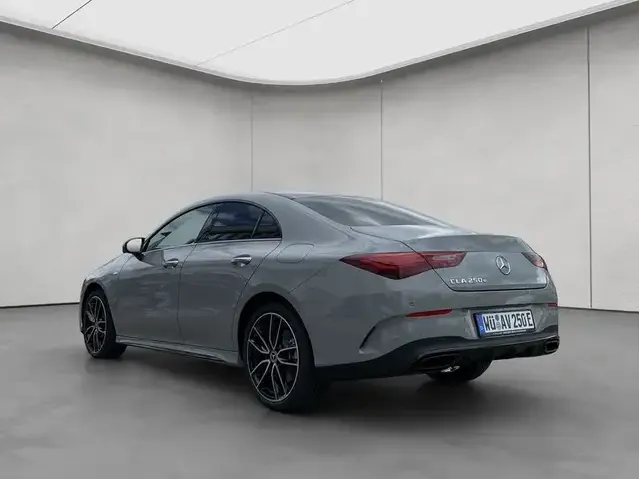 Mercedes-Benz CLA 250