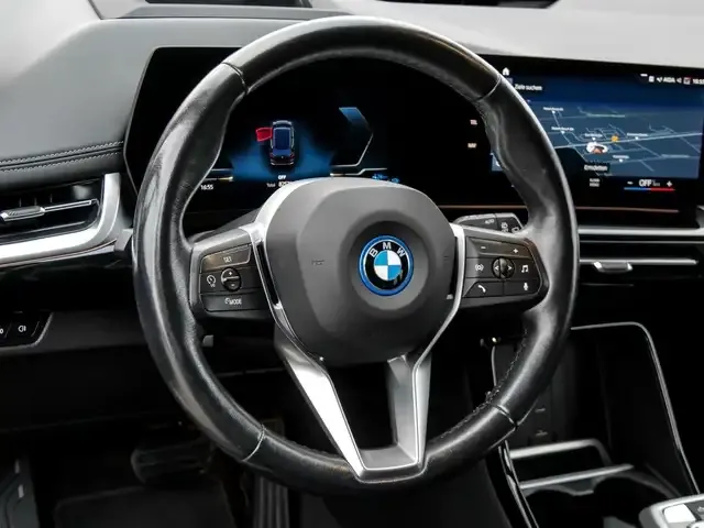 BMW 230