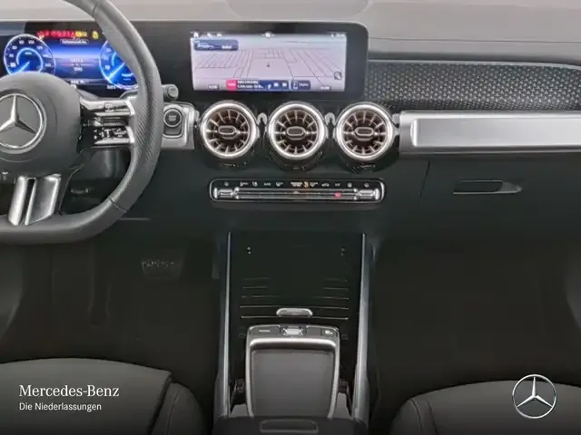 Mercedes-Benz EQB 300
