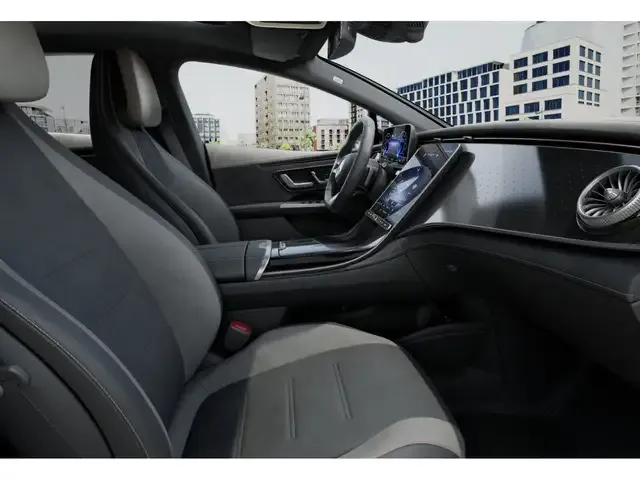 Mercedes-Benz EQE 350
