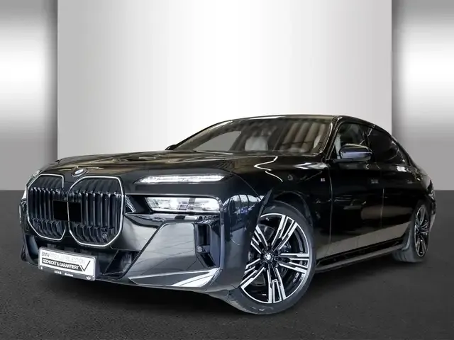BMW i7
