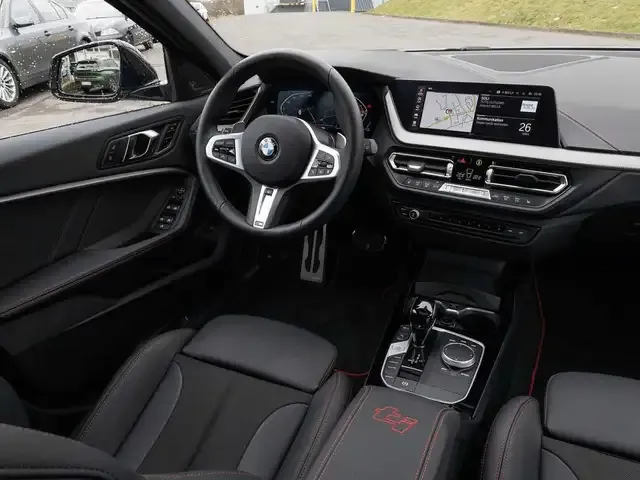 BMW 128