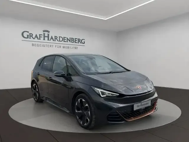 CUPRA Born